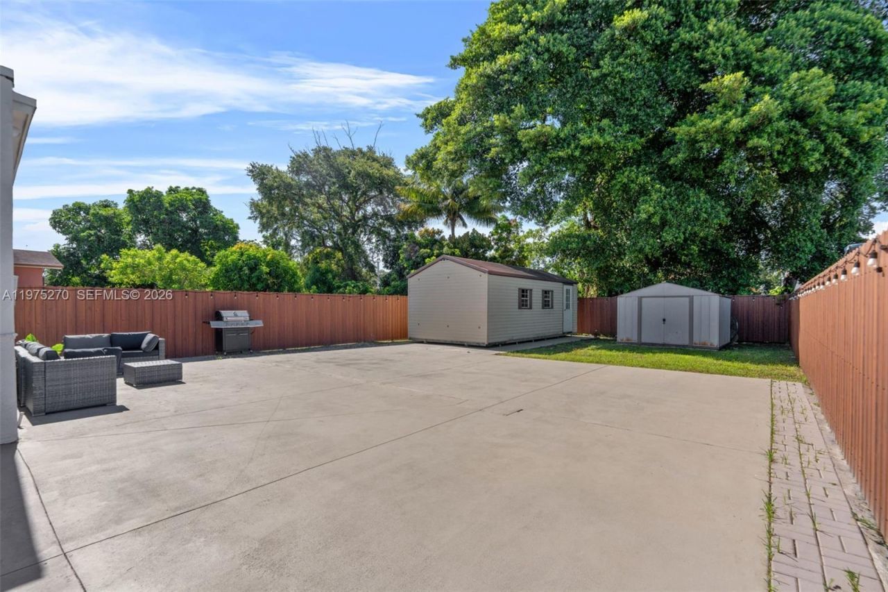 3151 NW 59th St , Miami, FL 33142 Photo