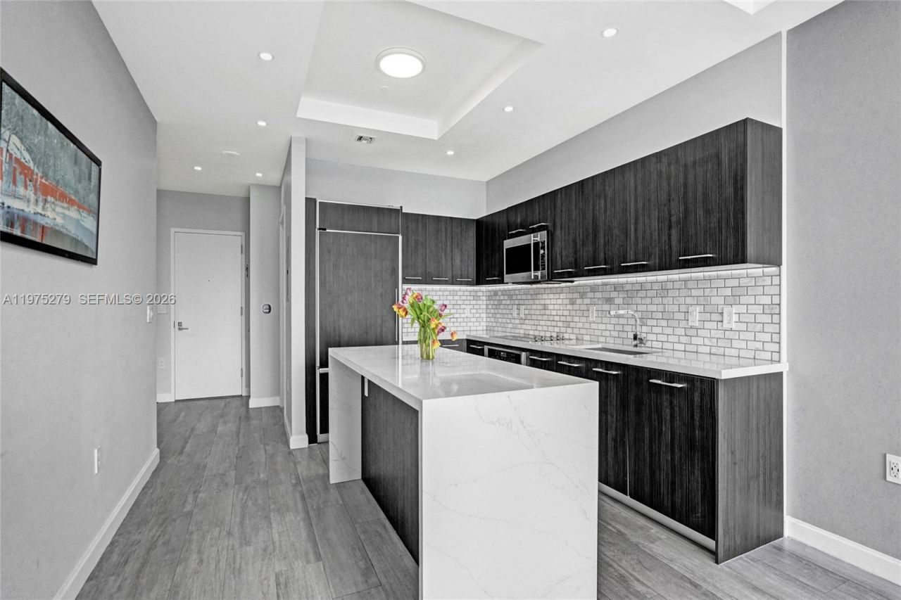 55 SW 9th St, Unit 4104, Miami, FL 33130 Photo