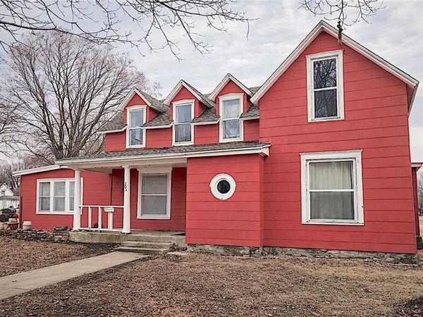 203 S Elm Street, Garnett, KS 66032