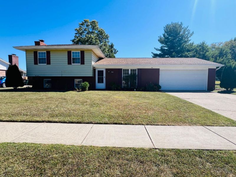 5360 Burgundy Place, Fairfield, OH 45014 Photo 2