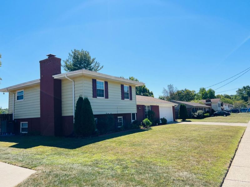 5360 Burgundy Place, Fairfield, OH 45014 Photo 4