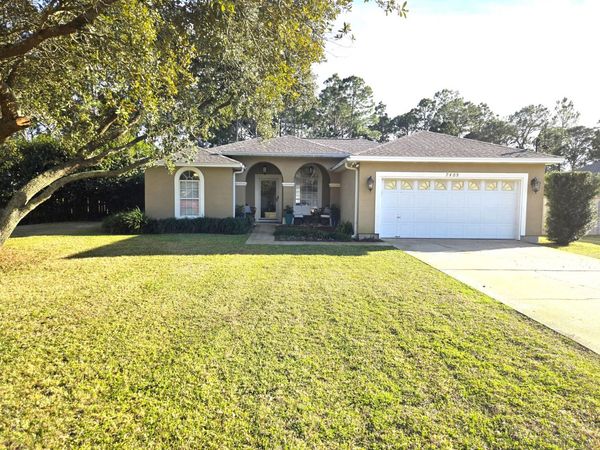 7409 Frankfort Street, Navarre, FL 32566