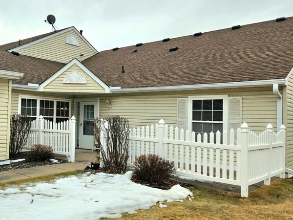 19204 Freeport Court NW, Unit 1, Elk River, MN 55330