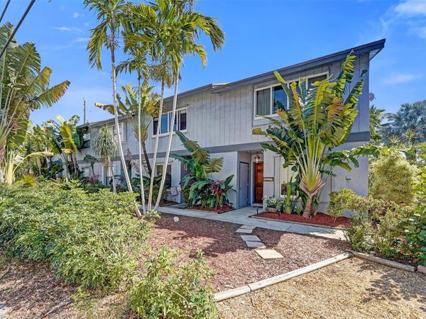 3010 NE 21st Ter, Fort Lauderdale, FL 33306