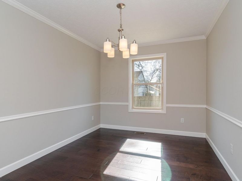 299 Sherwood Meadows Drive , Columbus, OH 43230 Photo 6