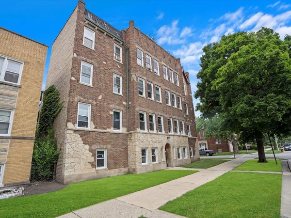 6254 N Whipple Street , Unit 2, Chicago, IL 60659