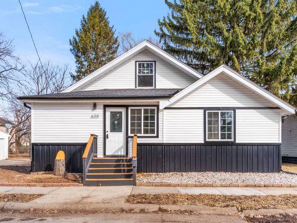 620 17th Street, Rockford, IL 61104