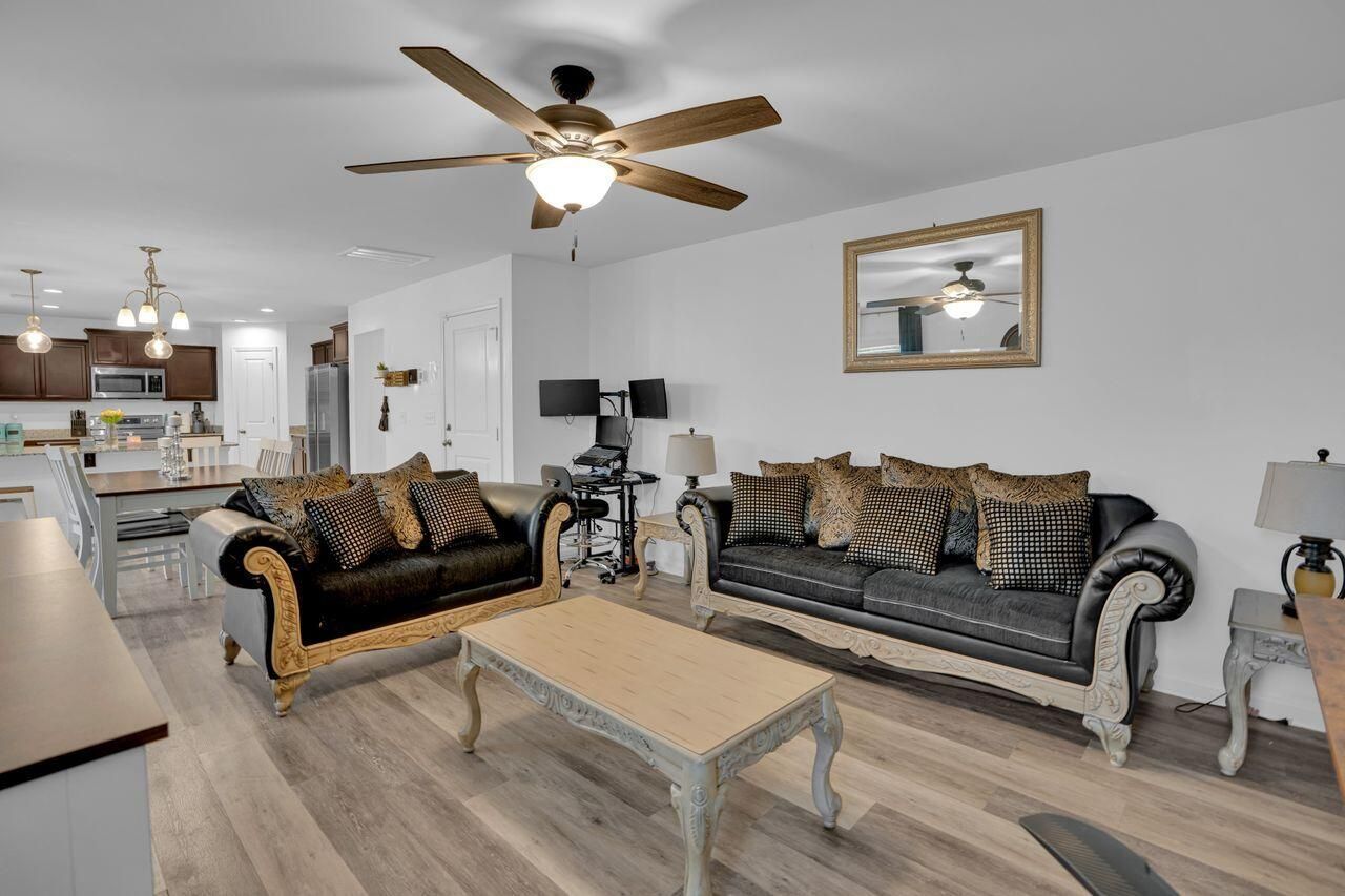 779 Lansford Bay Drive Photo 8