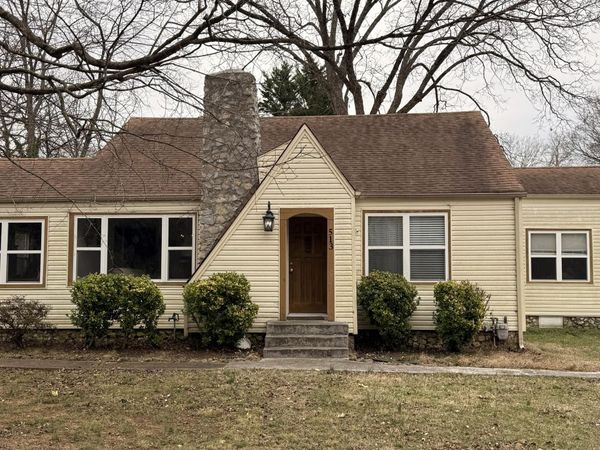 513 Oak Street , Athens, TN 37303