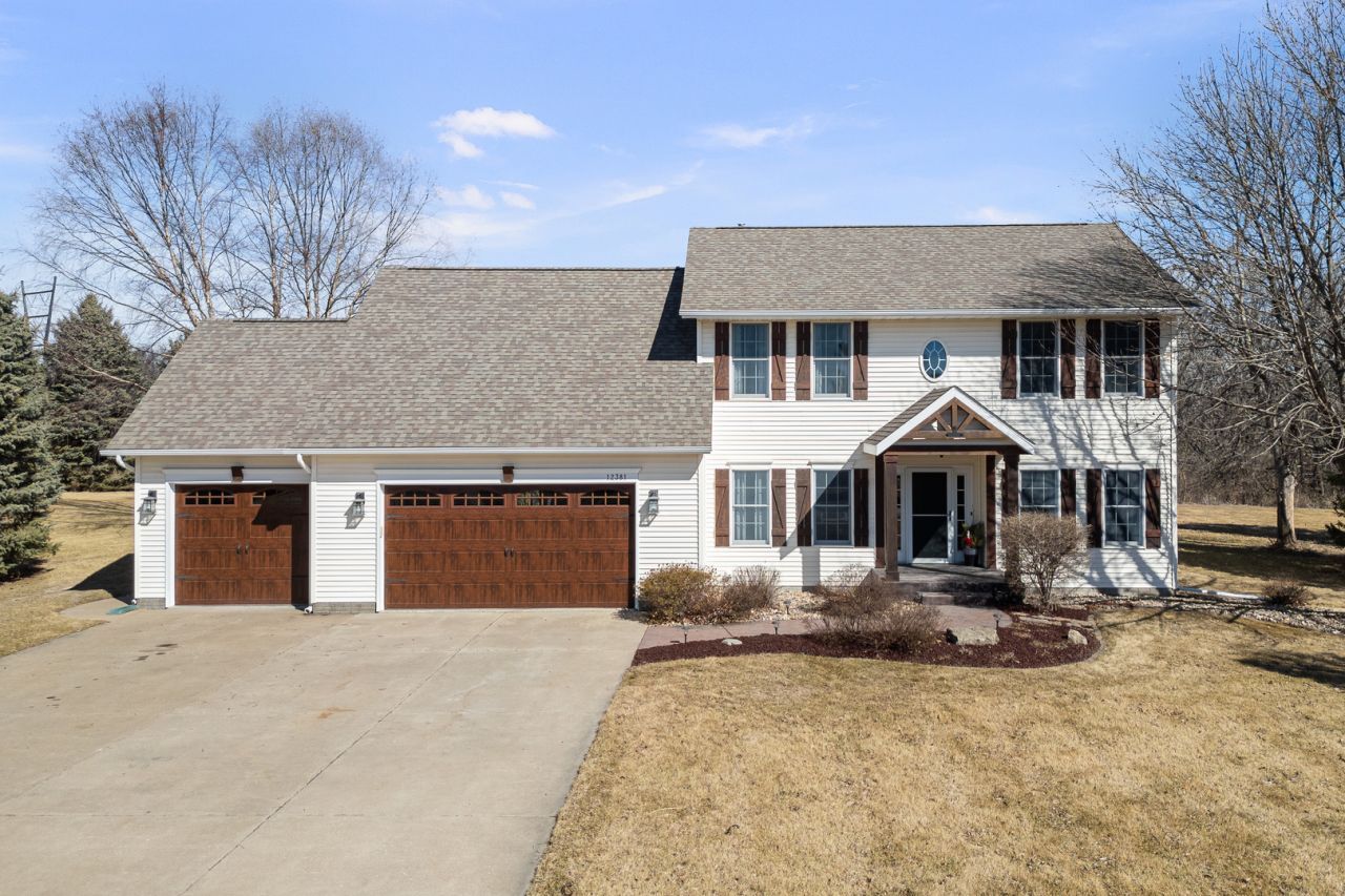 12381 71st Avenue, Blue Grass, IA 52726 Main Photo