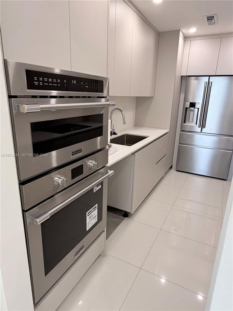 3001 S Ocean Dr , Unit 511, Hollywood, FL 33019 Photo