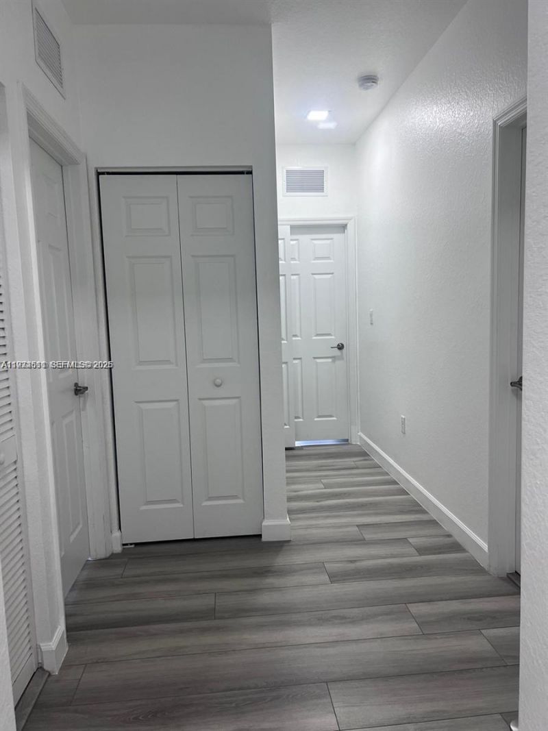 11001 W 33rd Way, Hialeah, FL 33018 Photo