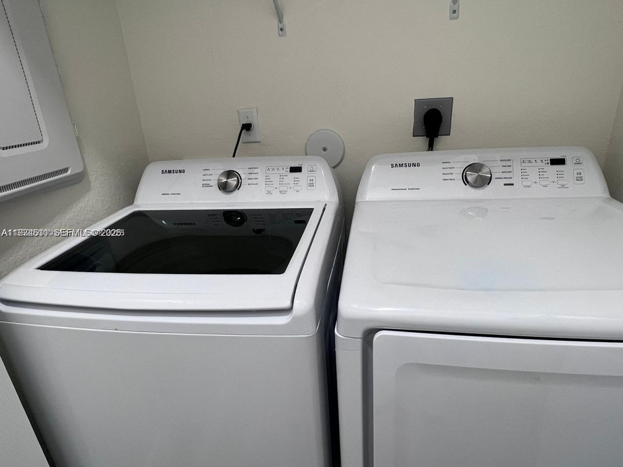 11001 W 33rd Way, Hialeah, FL 33018 Photo