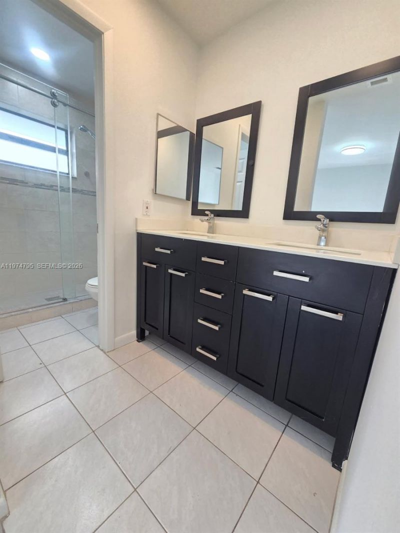 15081 SW 127th Ct, Miami, FL 33186 Photo