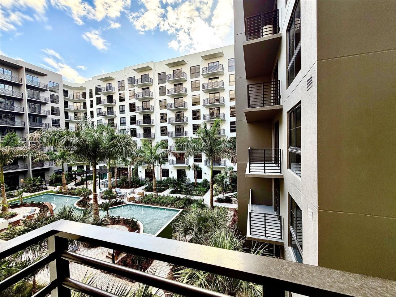 1650 NE 124th St, Unit 621, North Miami, FL 33181 Photo