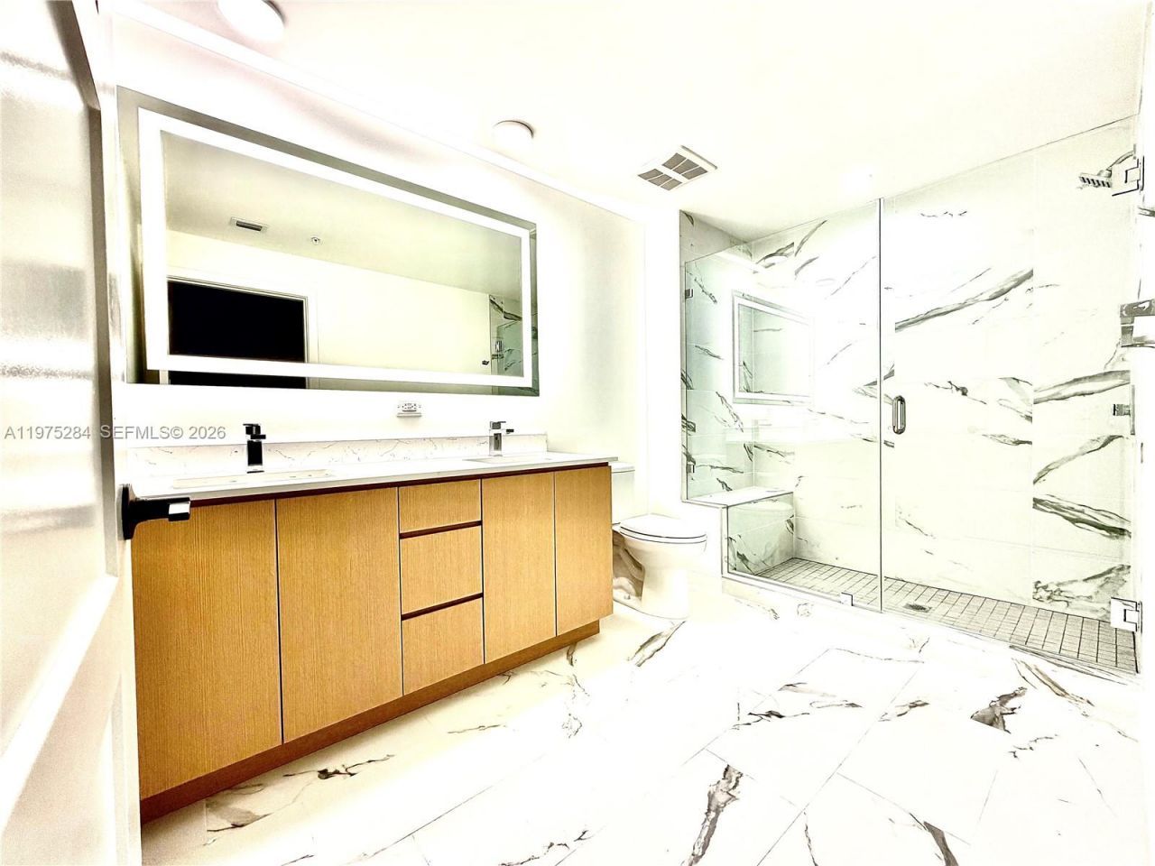 1650 NE 124th St, Unit 621, North Miami, FL 33181 Photo