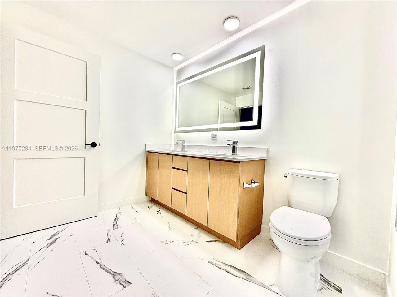1650 NE 124th St, Unit 621, North Miami, FL 33181 Photo