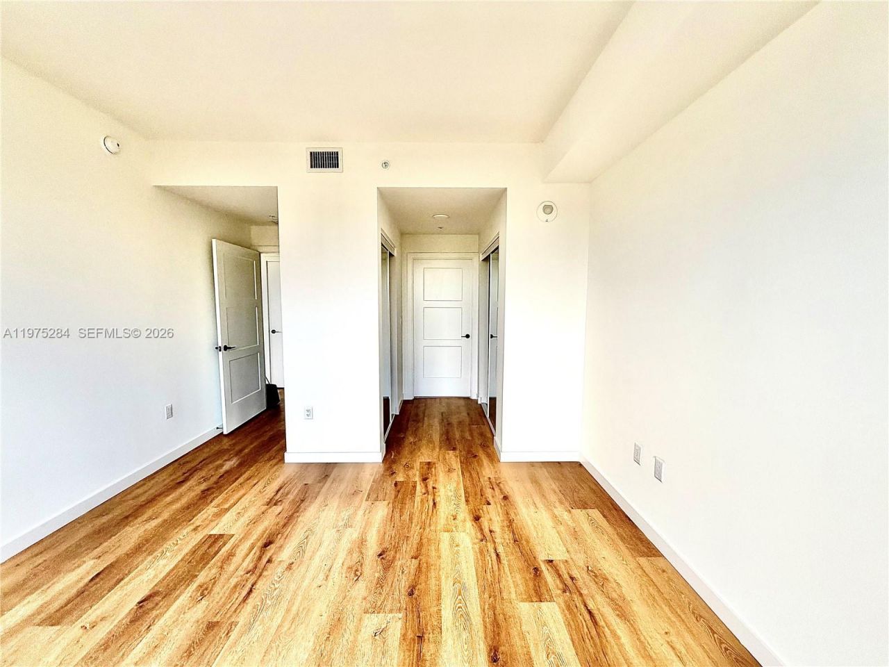 1650 NE 124th St, Unit 621, North Miami, FL 33181 Photo