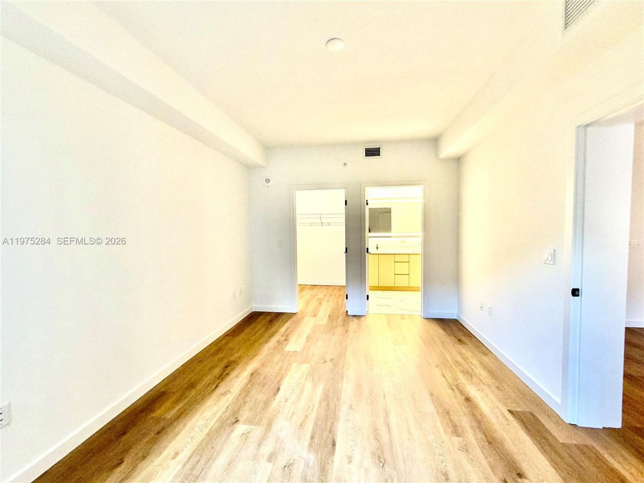 1650 NE 124th St, Unit 621, North Miami, FL 33181 Photo