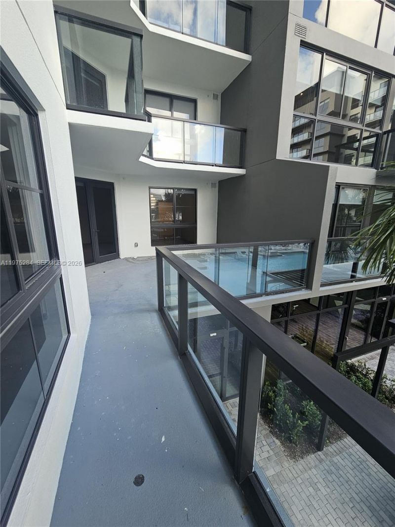 1650 NE 124th St, Unit 621, North Miami, FL 33181 Photo