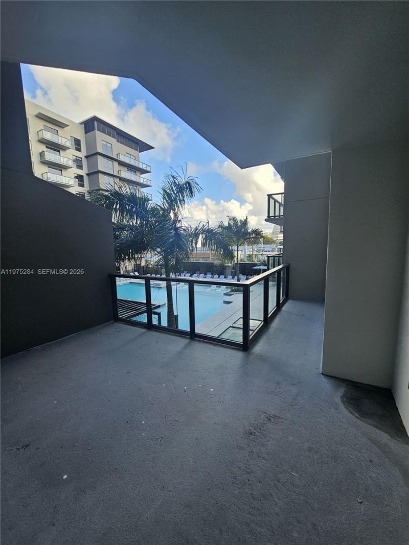 1650 NE 124th St, Unit 621, North Miami, FL 33181 Photo