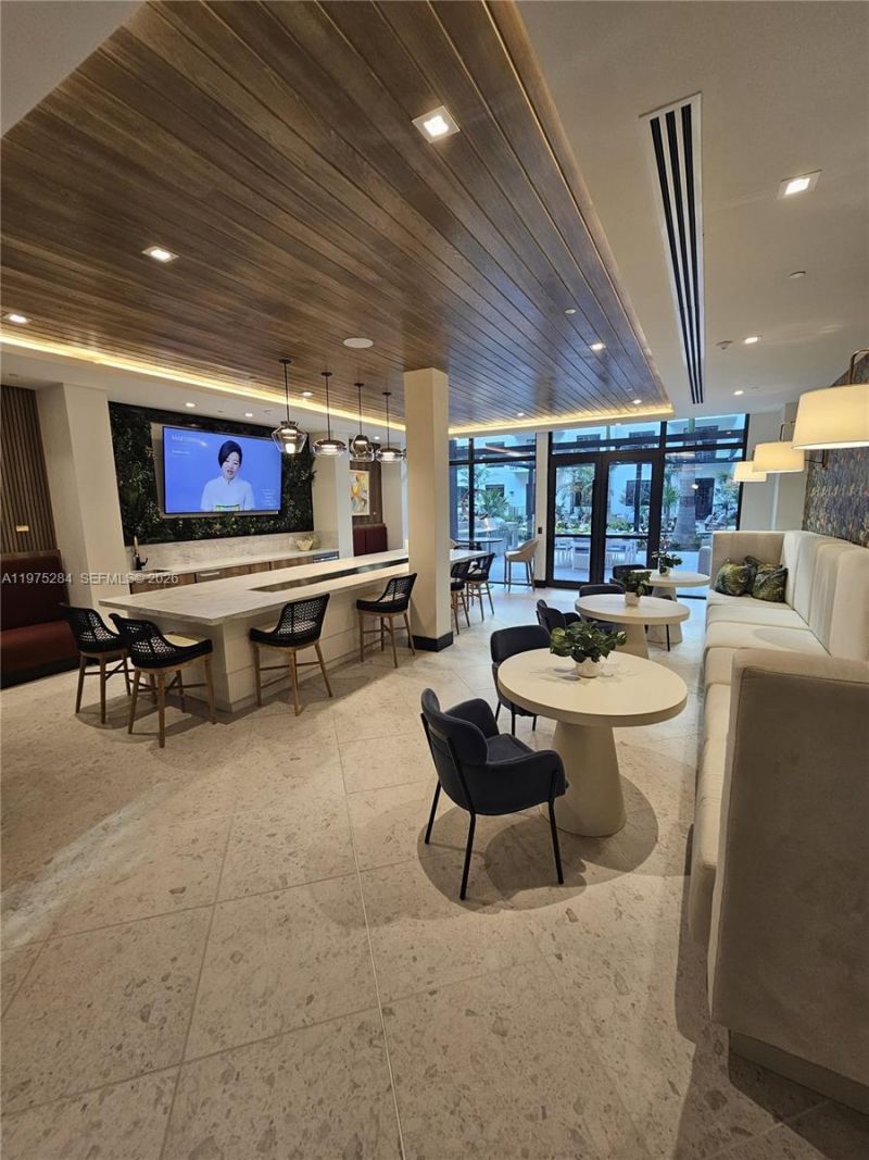 1650 NE 124th St, Unit 621, North Miami, FL 33181 Photo