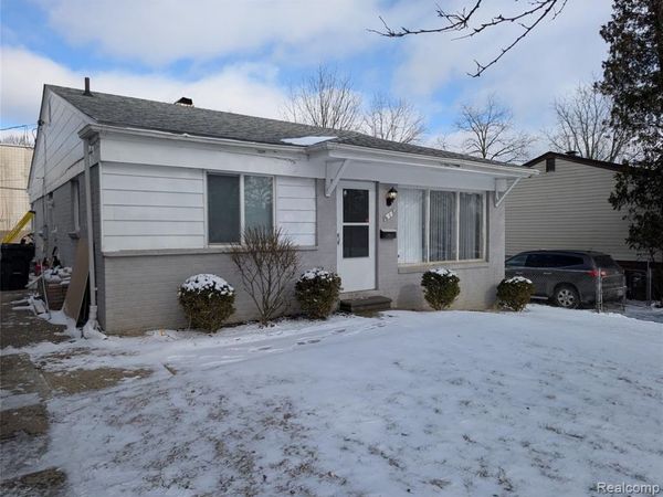 618 Linda Vista Drive , Pontiac, MI 48342