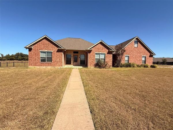 2429 Pecan Springs Road, Cleburne, TX 76031