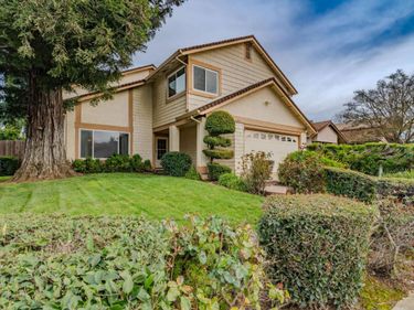 9960 Rio Cosumnes Cir, Elk Grove, CA 95624
