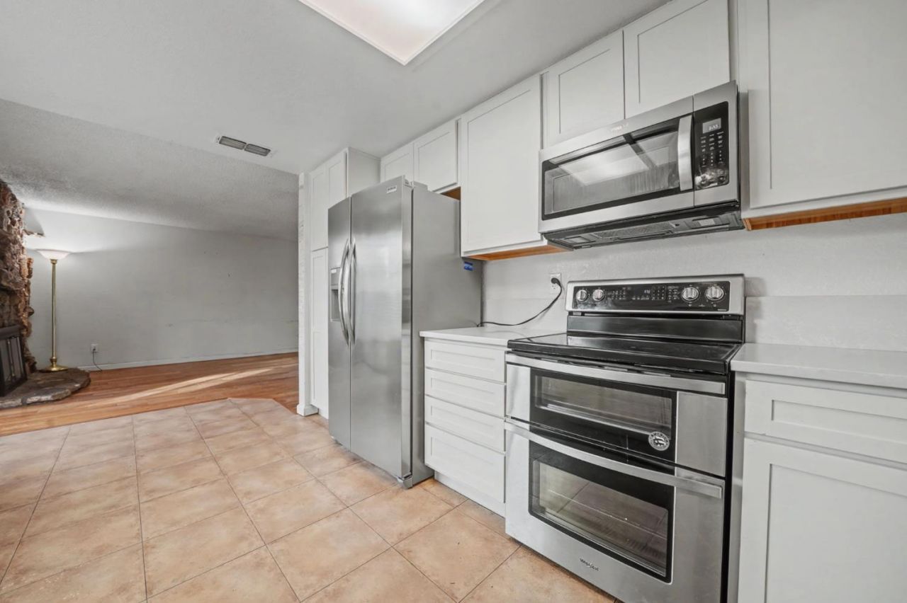 9960 Rio Cosumnes Cir, Elk Grove, CA 95624 Photo