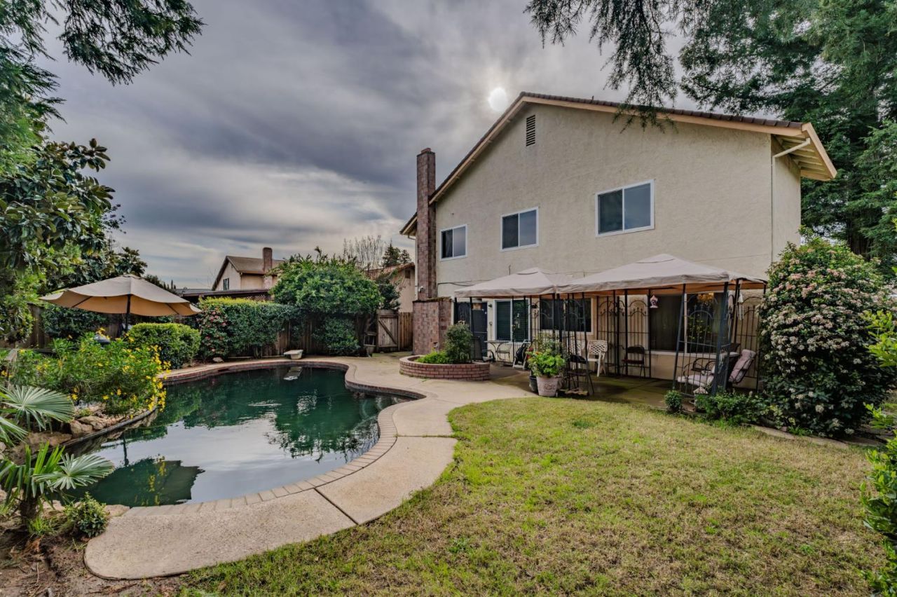 9960 Rio Cosumnes Cir, Elk Grove, CA 95624 Photo