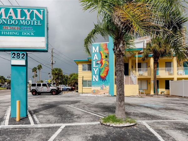 282 TREASURE ISLAND CAUSEWAY, Unit 12, ST PETERSBURG, FL 33706