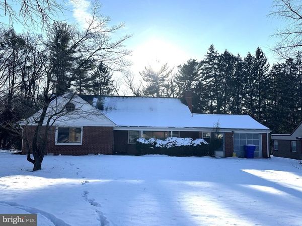 7915 GREEN LANE, WYNCOTE, PA 19095