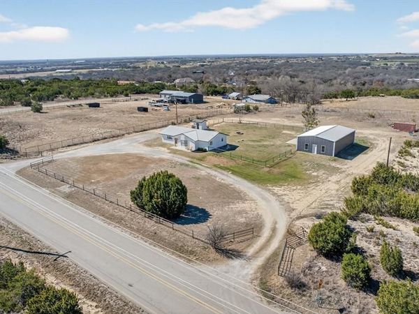 3750 Dennis Road, Weatherford, TX 76087