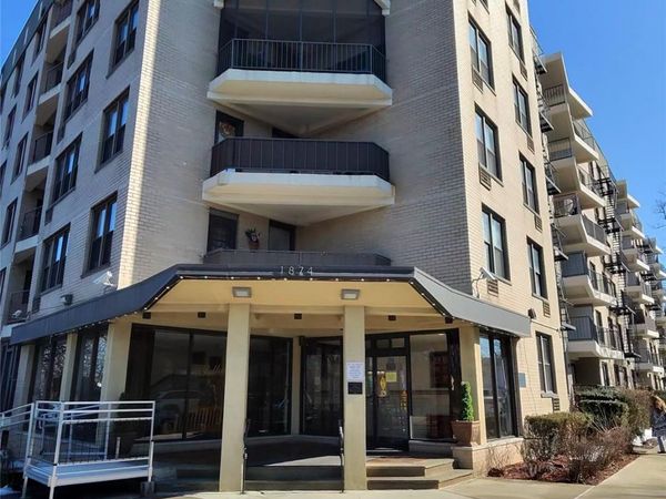 1874 Pelham Parkway S, Unit 3B, Bronx, NY 10461