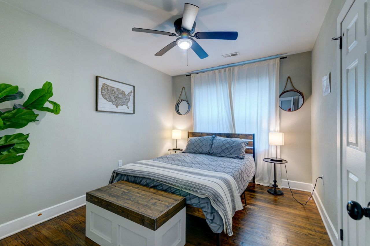 5428 Marie Street Photo 11