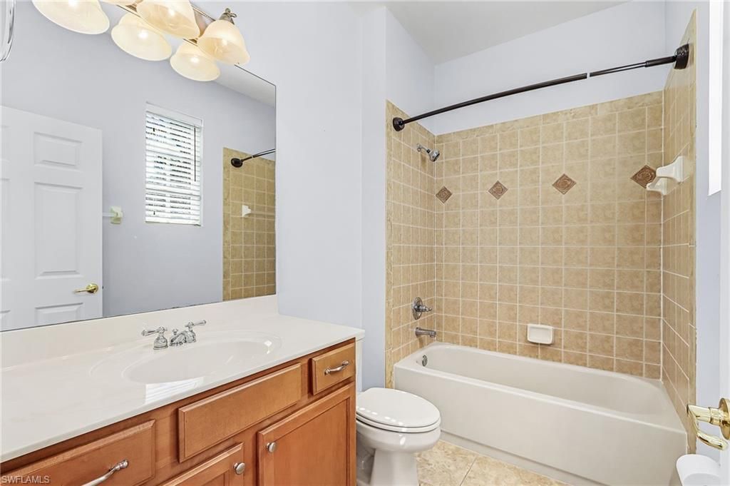 9180 Spanish Moss Way, Unit 922, Bonita Springs, FL 34135 Photo