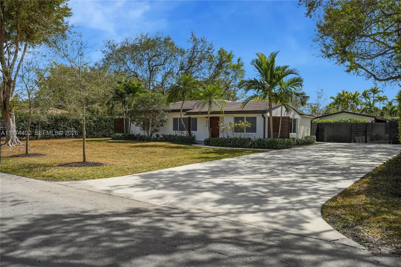 7030 SW 58th St, Miami, FL 33143 Photo