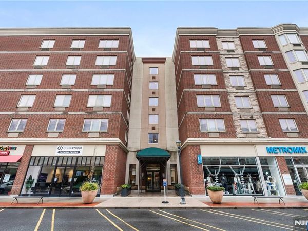 5105 City Place 5105, Unit 5105, EDGEWATER, NJ 07020