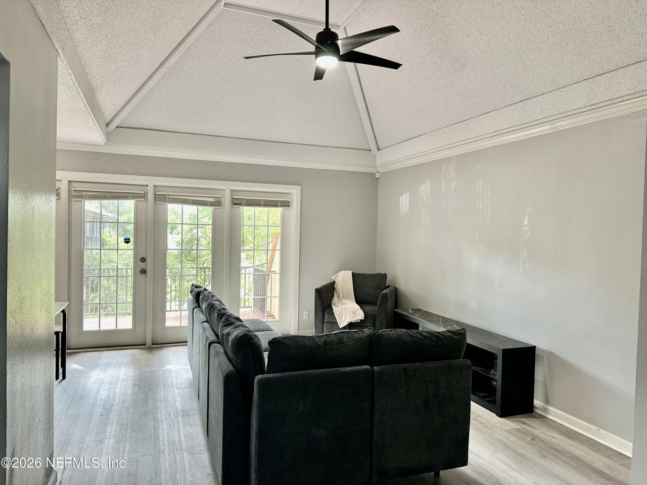 3878 La Mirada Drive N, Unit 8, Jacksonville, FL 32217 Photo