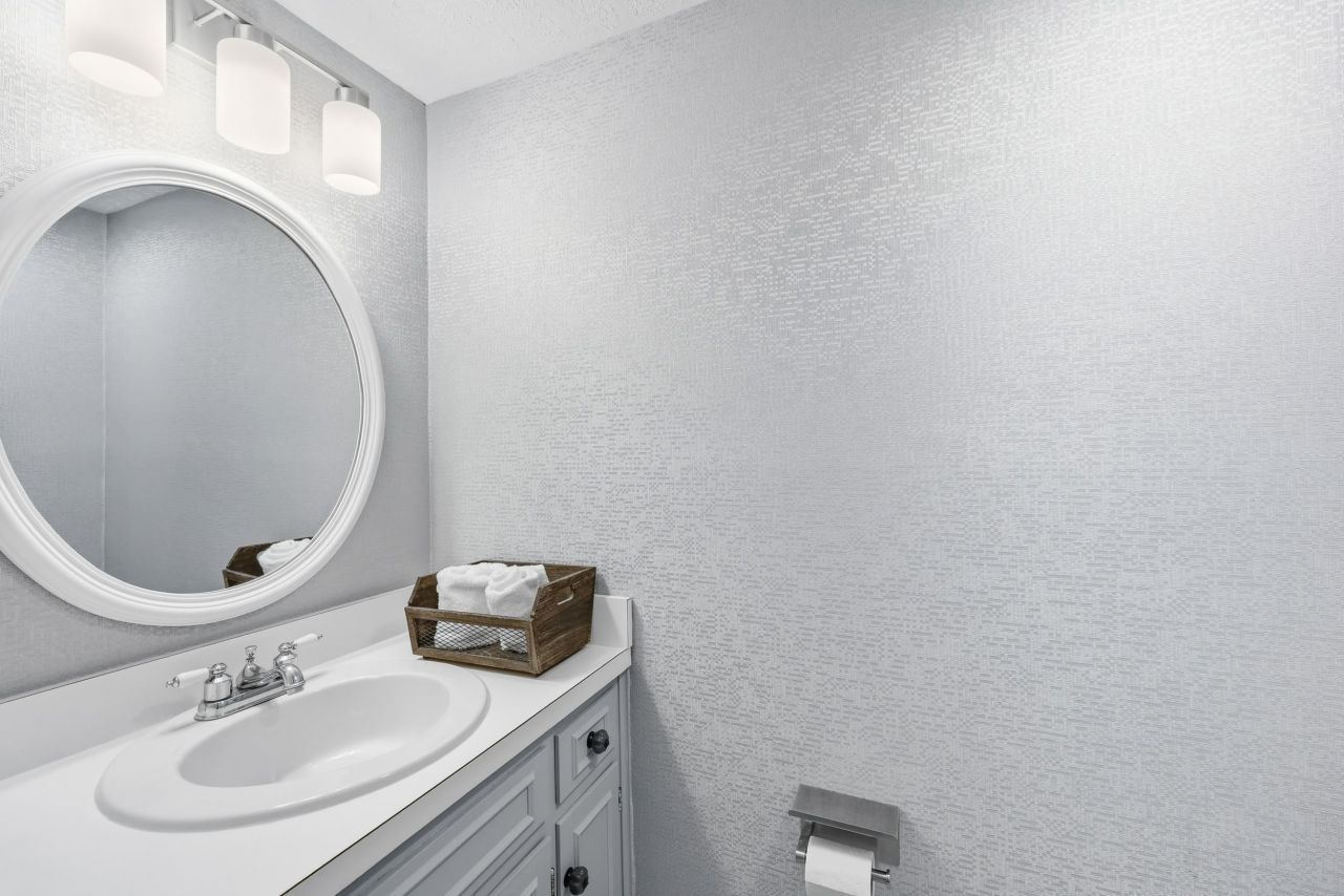 403 N 76th Ave. N  Photo 11