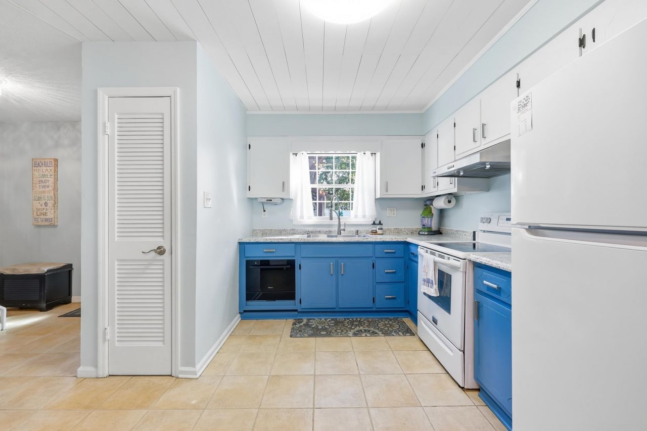 403 N 76th Ave. N  Photo 5