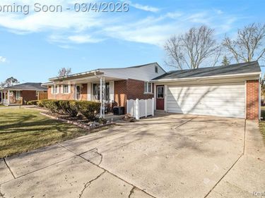5794 Shetland Way, Waterford Twp, MI 48327