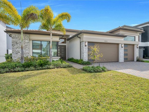 20052 Pacific Dunes Dr, Boca Raton, FL 33434