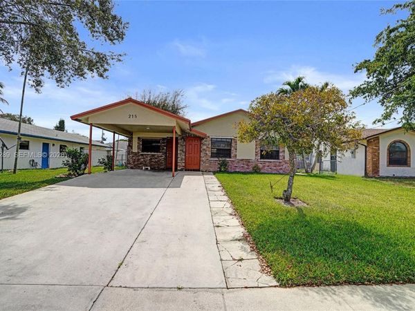 215 NW 12th Ct , Dania Beach, FL 33004