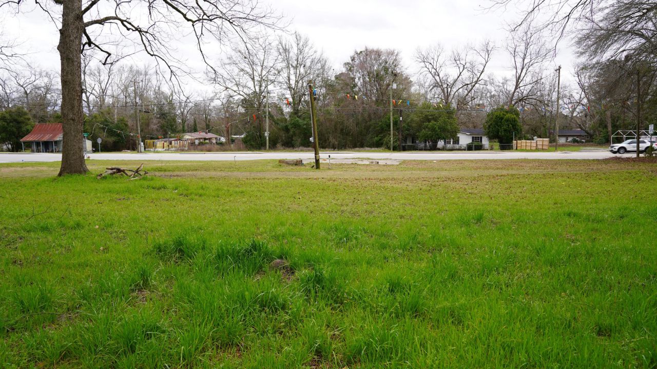 5636 Memorial Boulevard Photo 15