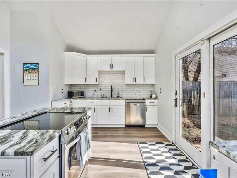 4015 John Avenue, Cleveland, OH 44113 Photo 18