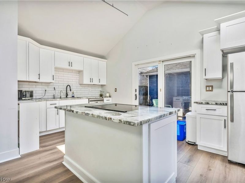 4015 John Avenue, Cleveland, OH 44113 Photo 21