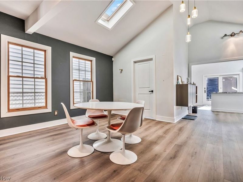 4015 John Avenue, Cleveland, OH 44113 Photo 9