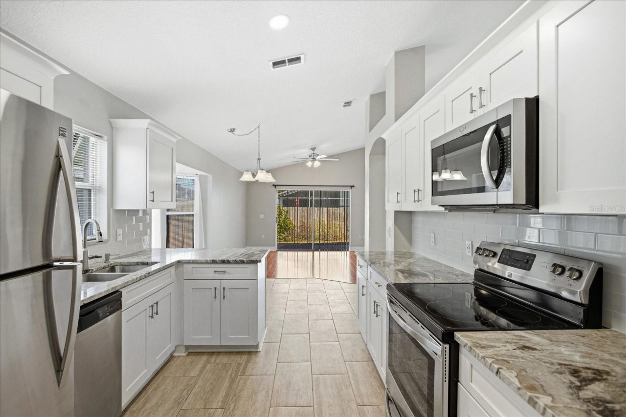 235 Easton Circle , Oviedo, FL 32765 Photo